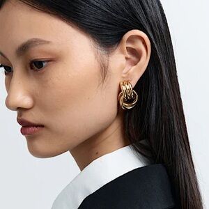 Heaven Mayhem Mini Knot Earrings in Gold NWOT